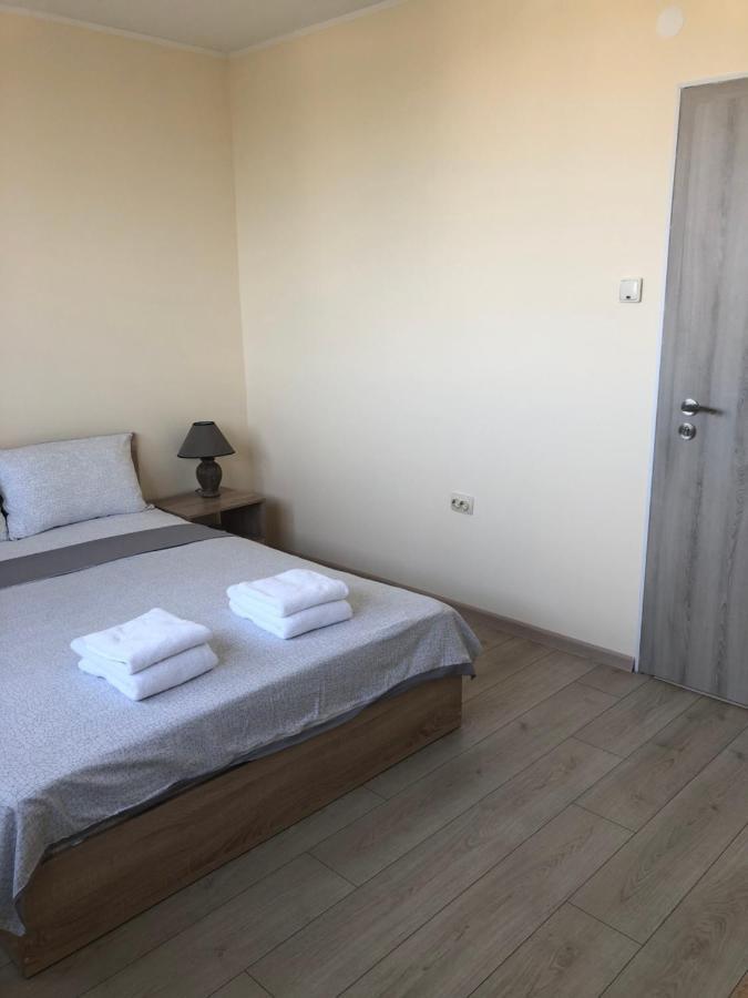 Avelov Art Apartment Burgas Exterior photo